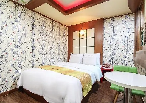 **  Couple Motel Seoul South Korea